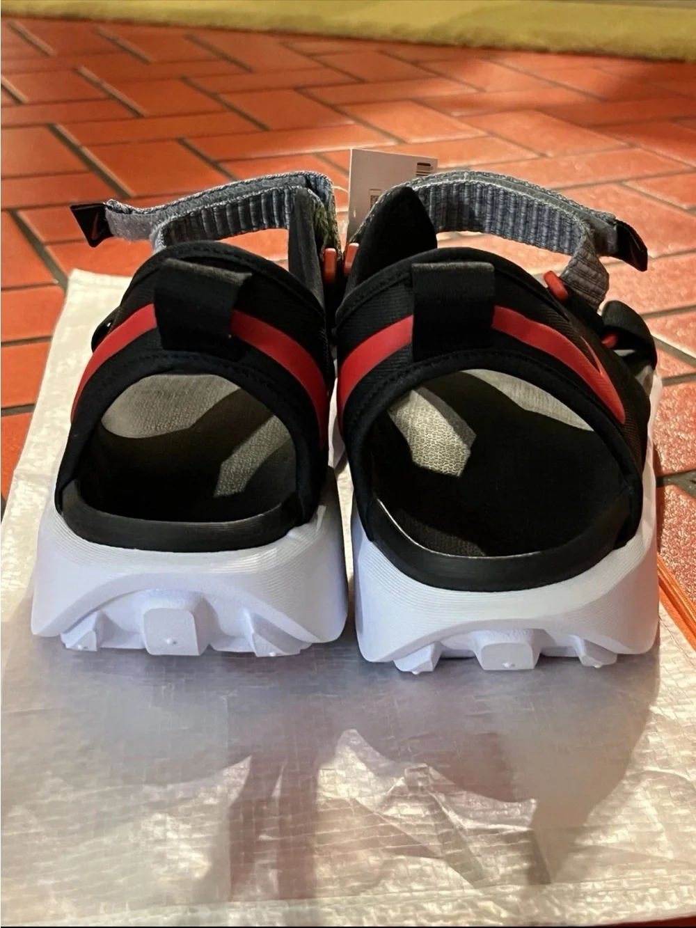 Nike Vista Sandals NA Black/Red-White DJ6606-002